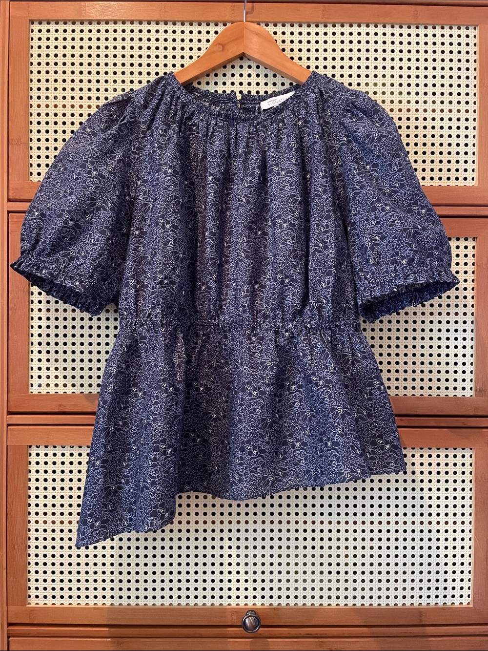 Nordstrom Like New Silk Cotton Blend Navy Floral Asymmetrical Peplum Blouse